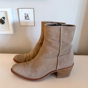 Rag and Bone Mustang Boots - 39.5 Euro (9.5 US) Camel Suede
